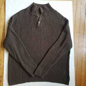 GAP BROWN TAUPY MOCK NECK THICK CABLE LIKE KNIT 3-BUTTON CLOSURE SWEATER…
